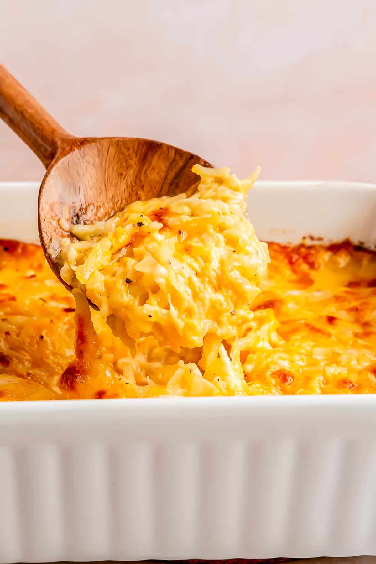 Easy Cheesy Hashbrown Casserole: Ultimate Comfort Dish